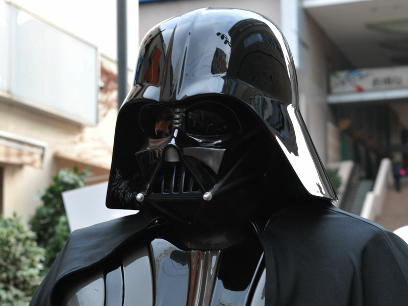 Illustration for article titled Darth Vader Invades South Osaka (Noooooooooo!)